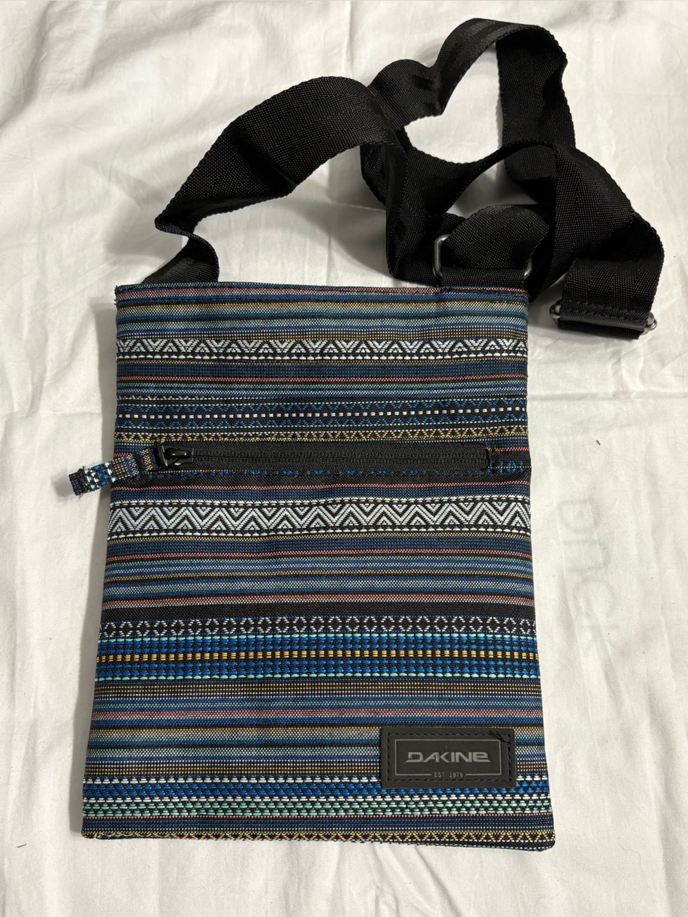 Dakine Blue and Teal Woven Messenger Crossbody